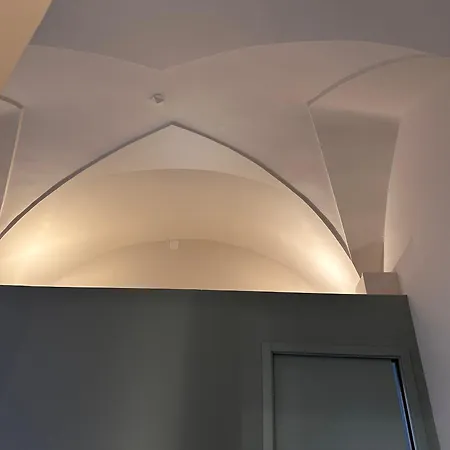 September Bed and breakfast