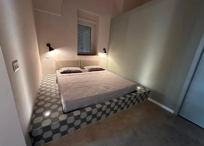 September - Selection Bed & Breakfast 4*