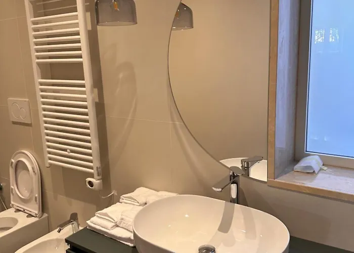 September - Selection 4* ليتشي